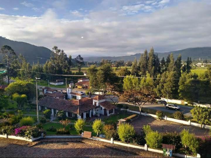 Hotel Puntalarga Nobsa Екстериор снимка